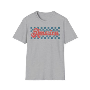 America Checkerboard T‑Shirt — Vintage Retro Patriotic Graphic Tee